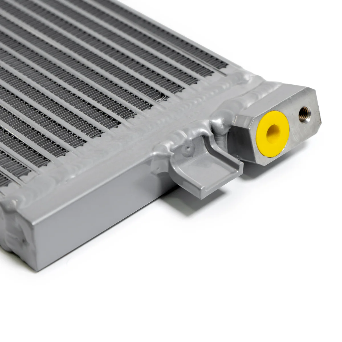 2021-2026 GM SUVs, 2026 Silverado/Sierra 1500 10L80 Bar and Plate Transmission Cooler - Image 5