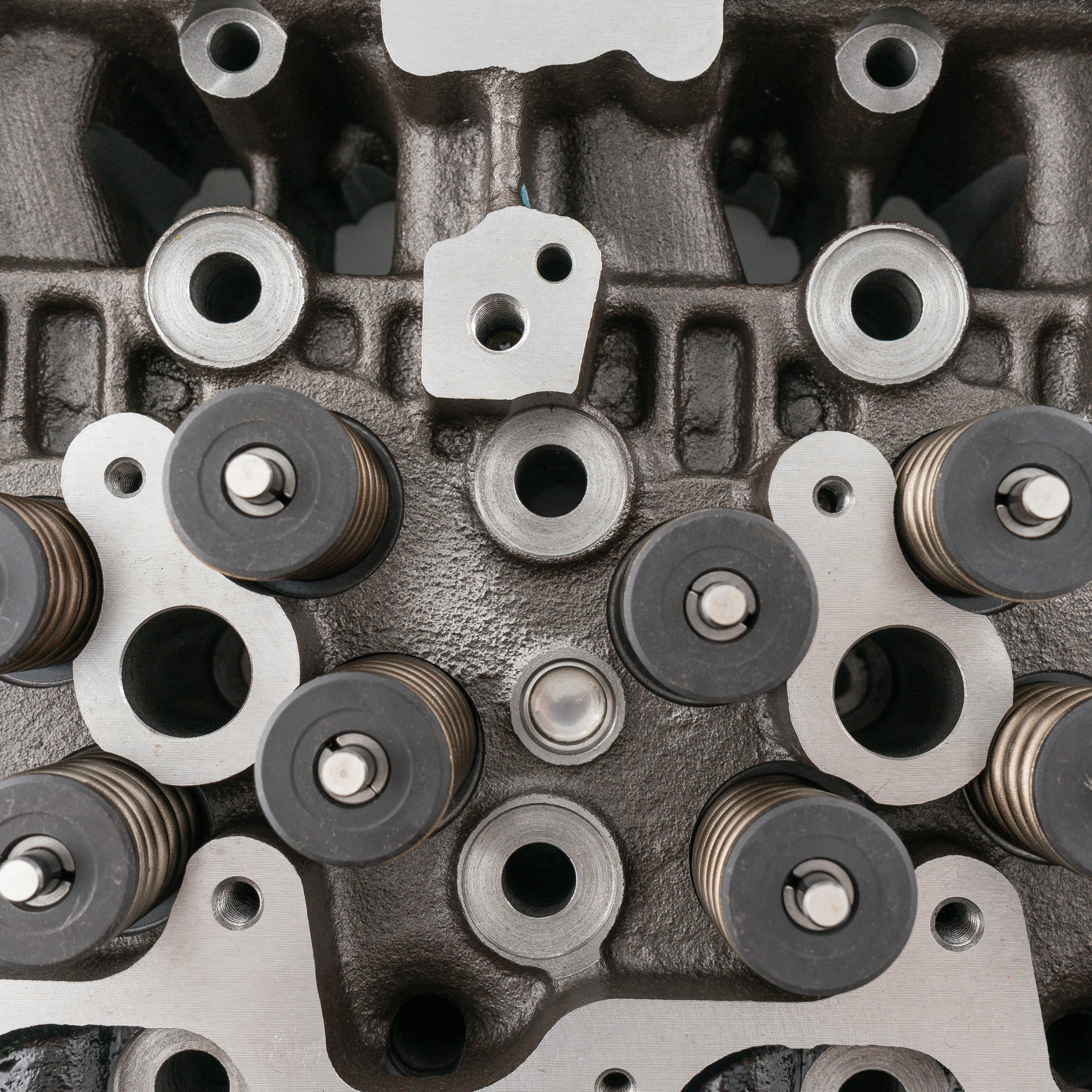 2004.5-2010 GM 6.6L Duramax CNC Ported Cast Iron Cylinder Head (One Head) LLY/LBZ/LMM - Image 5