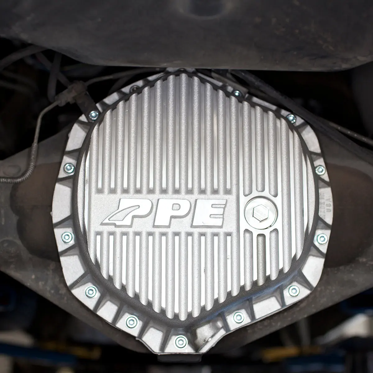 2001-2019 GM, 2001-2018 RAM AAM 11.5"-14-Bolt Heavy-Duty Cast Aluminum Rear Differential Cover - Image 10